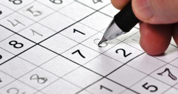 Sudoku: Tagesspiegel, Zeit, Süddeutsche und andere locken Rätselfreunde (Foto: AdobeStock - Garry L. 36012999)